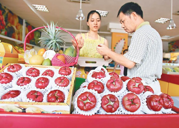 大陸禁止進口台灣水果引起台方不滿。