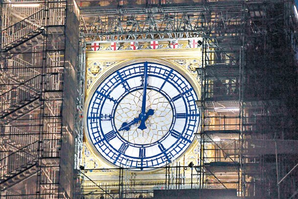 大笨鐘的鐘面已重新塗上亮藍色。（Getty Images圖片）