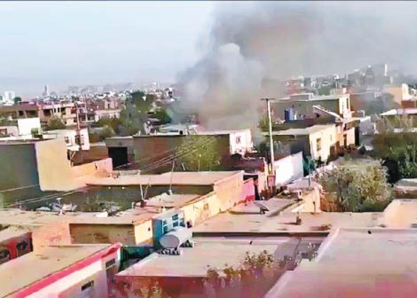 美軍誤炸喀布爾，致多名平民死亡。