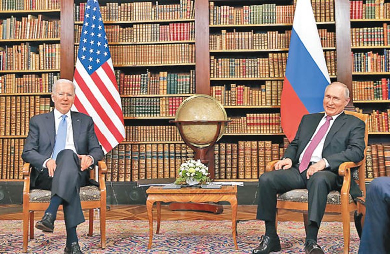 拜登（左）暫未有計劃與普京（右）面對面會晤。（Getty Images圖片）
