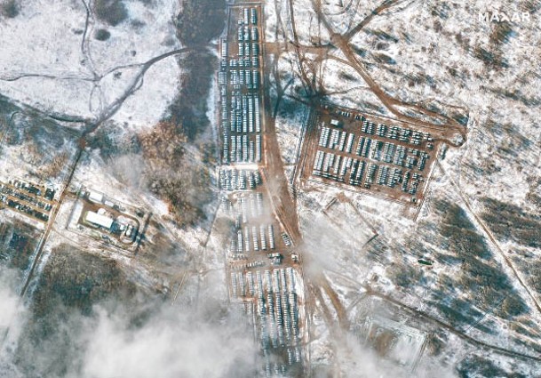 衞星圖片顯示，俄軍部隊集結在烏克蘭邊境。