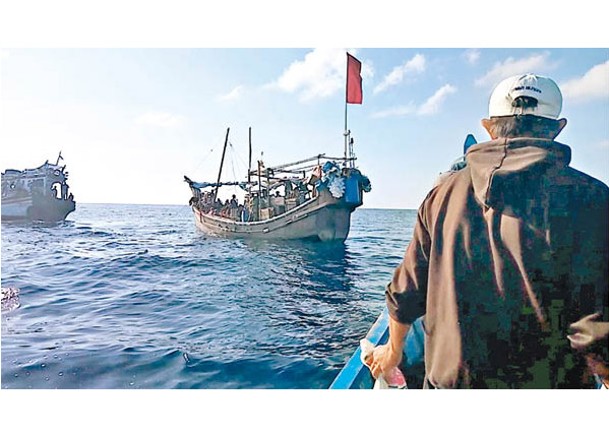 印尼受壓  准羅興亞難民船靠岸