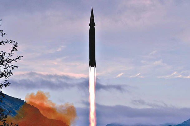 北韓在慈江道發射火星8型高超音速導彈。