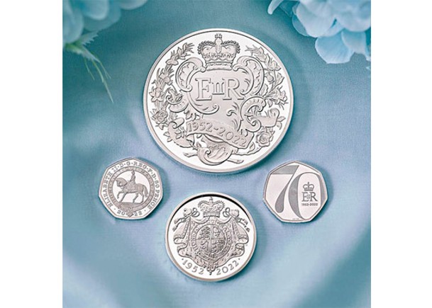 英女王登基70周年發行紀念幣