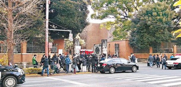 事發於東京大學彌生校園內。