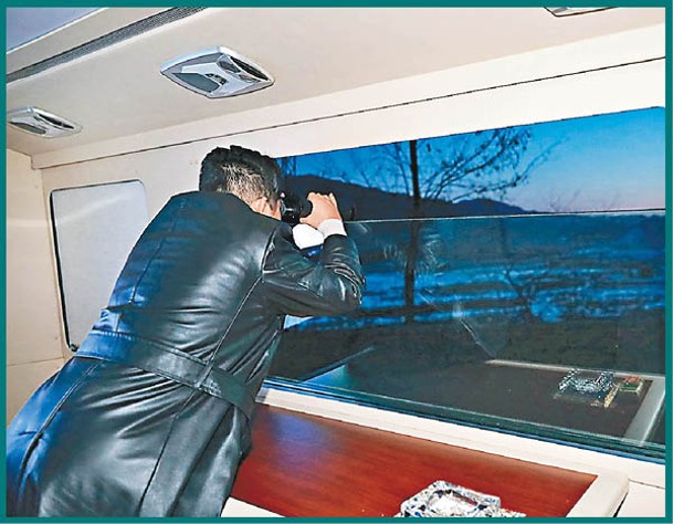 北韓領袖金正恩早前視察導彈試射。