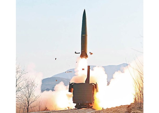 北韓日前從火車發射KN23短程彈道導彈。
