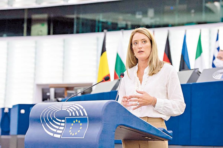 梅措拉當選歐洲議會議長。
