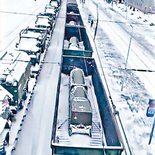 俄羅斯伊斯坎德爾彈道導彈由列車運往白羅斯及烏克蘭一帶。