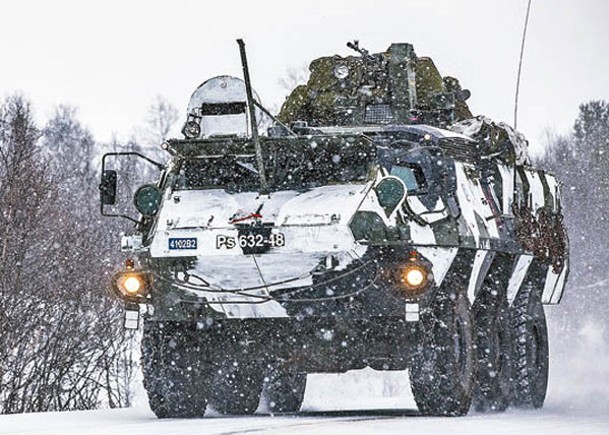 芬蘭大規模軍演  呼應北約