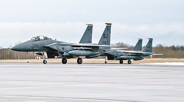 美國空軍F15E戰機抵達愛沙尼亞。