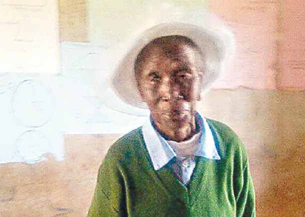 99歲老婦重返校園  續醫生夢