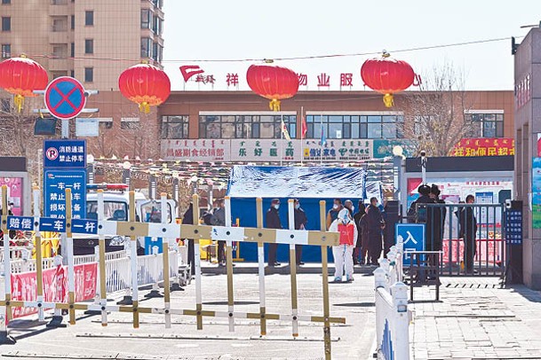 內蒙古滿洲里市進行全市核酸檢測。  （中新社圖片）