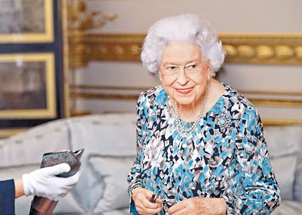 95歲英女王確診  症狀輕微