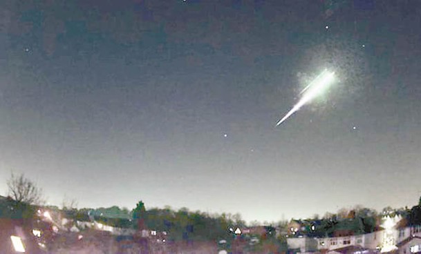 民眾拍到隕石去年墜落於溫什科姆。
