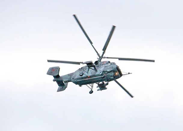 俄羅斯一架直升機在日本領空上出現。