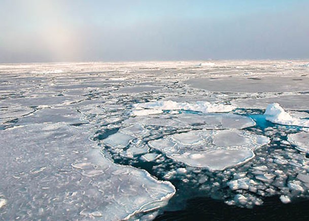海床永久凍土融化  北極海底現41洞