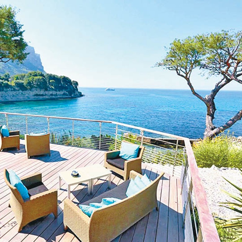 La Villa Madie面向地中海，景色一流。