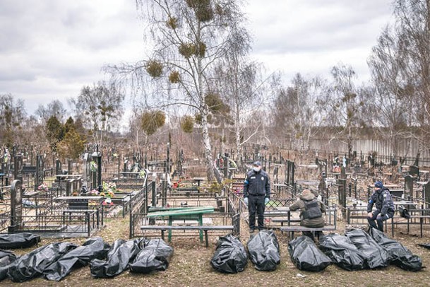 布恰鎮內發現多具遺體。（Getty Images圖片）