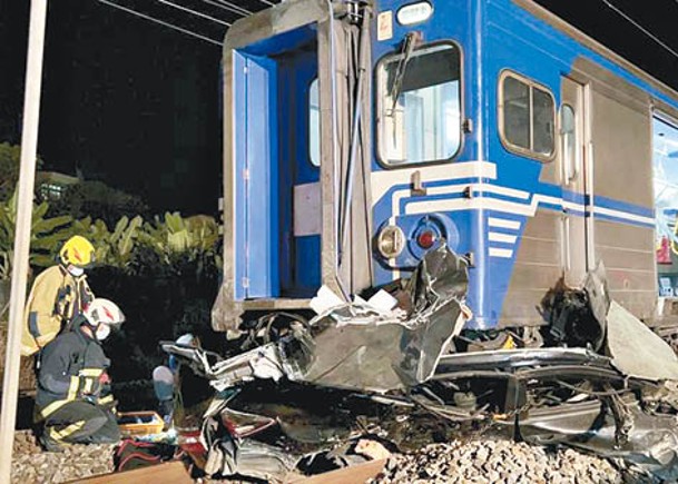 失控衝入路軌  火車撞死超速司機