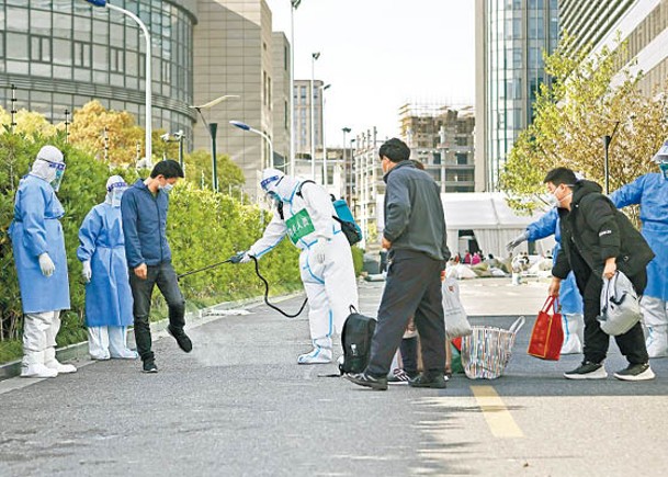 內地單日26355本土病例再破頂