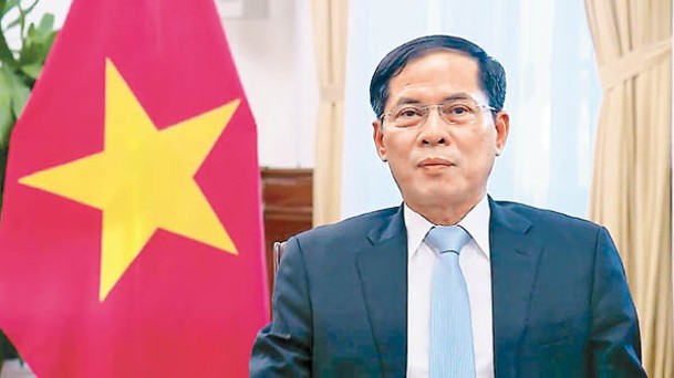 裴青山稱越南重視對華關係。