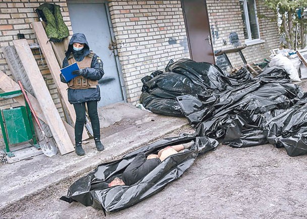 烏克蘭近日發現不少平民屍體。