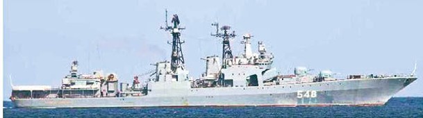 俄軍驅逐艦潘捷列耶夫海軍上將號現身日本附近。