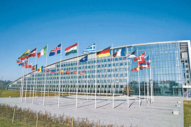 芬蘭及及瑞典申請加入北約組織。