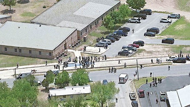 美國德州早前發生槍擊案，槍手血洗羅布小學。