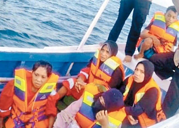 印尼船隻風浪中沉沒  26人失蹤