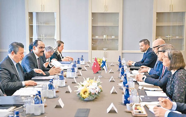 土耳其與芬蘭代表早前會晤。