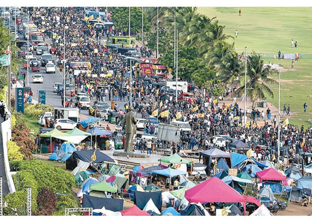 斯里蘭卡騷亂持續。