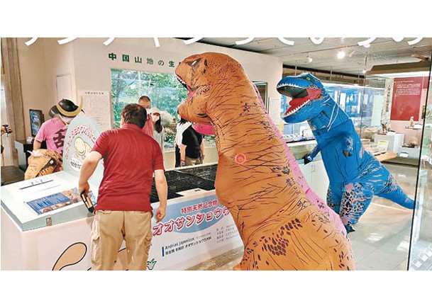 日博物館化石展  17暴龍  探祖先