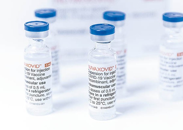 美准成人打Novavax疫苗