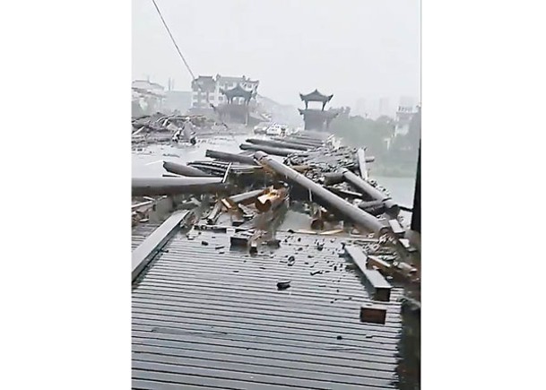 颱風逼近江蘇  華東暴雨