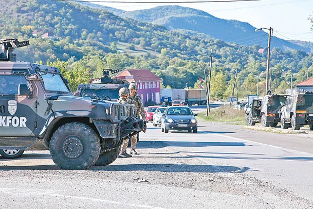 北約科索沃治安部隊提高戒備。