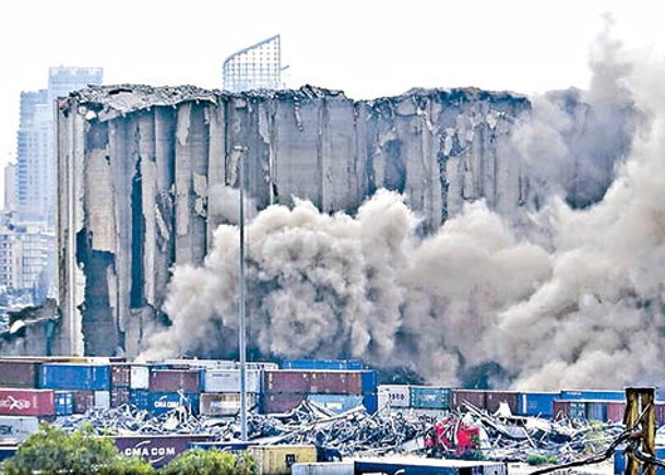兩年前爆炸  黎巴嫩倉庫自燃冒煙