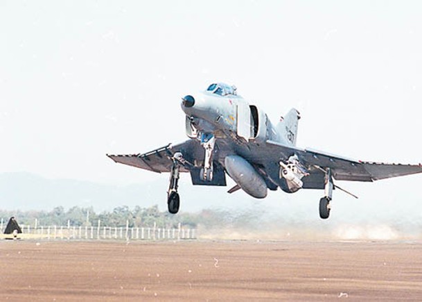 南韓空軍F4E戰機墜毀，圖為同型機。