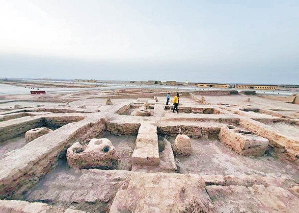 帕提亞古城遺址在阿布蓋菲勒出土。