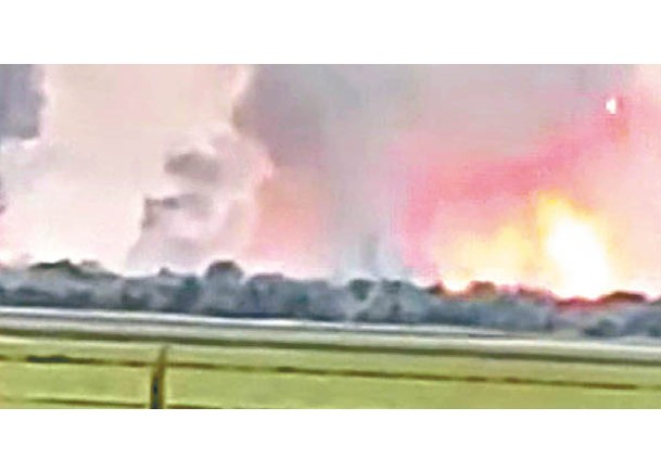 克里米亞俄機場附近4度爆炸