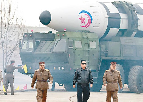 北韓宣布金正恩完成核武建設
