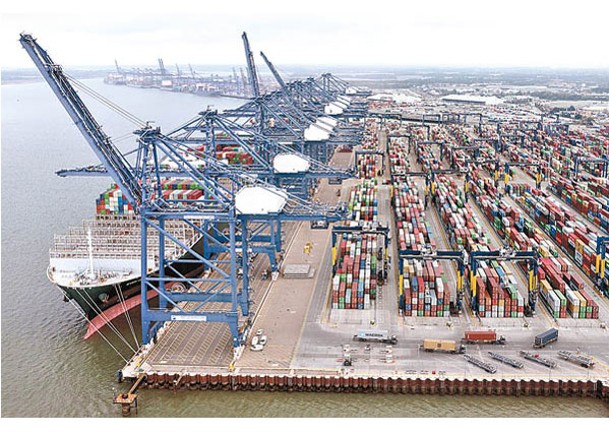菲力斯杜港每天處理不少貨櫃。（Getty Images圖片）