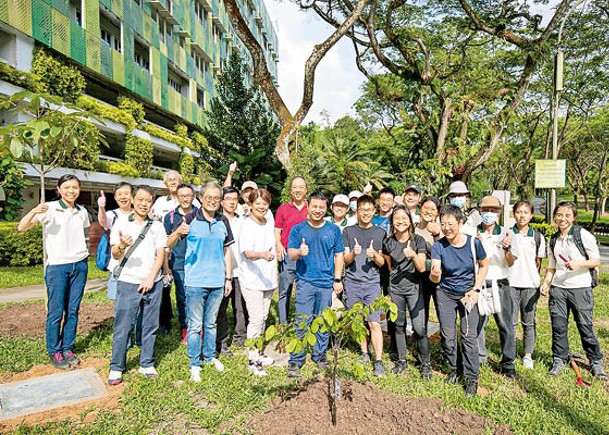 新加坡南洋理工大學積極響應百萬樹木運動。