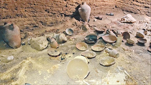 陶器一直未被發現。
