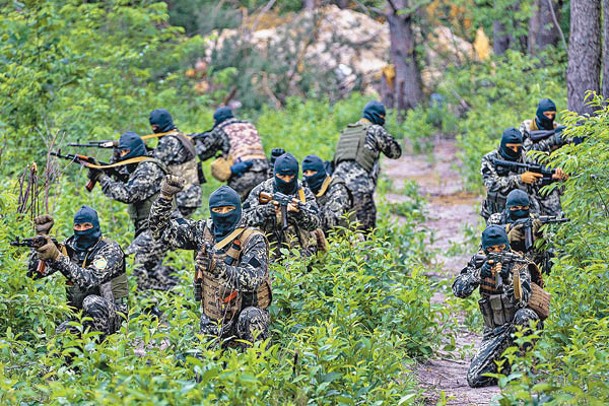 烏克蘭士兵接受訓練。（Getty Images圖片）