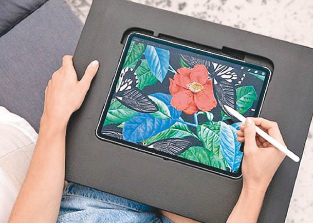 潮流創意：iPad繪圖桌  臥床盡情畫