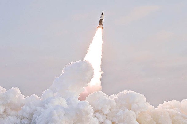 北韓單日內發射多枚短程彈道導彈。