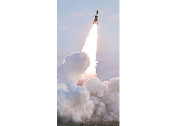 北韓接連發射導彈。