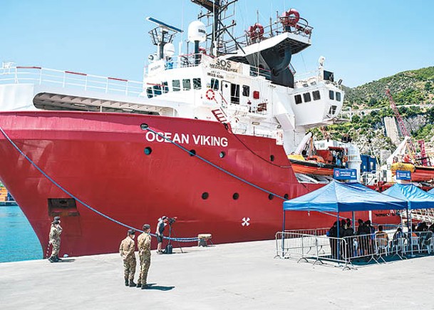 海洋維京號載有多名地中海難民。<br>（Getty Images圖片）